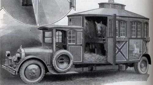 antique-horse-trailer.jpg